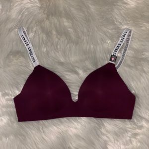 💖MAKE OFFERS!💖 VS Lightly Lined Wireless Bra